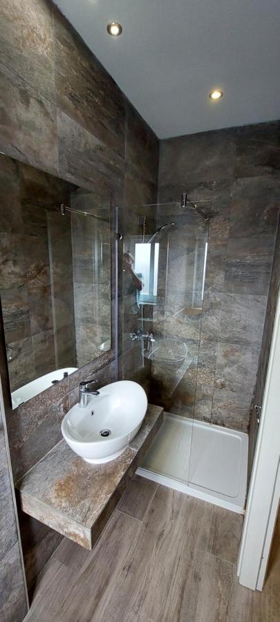 Charming Central Townhouse In Sliema By Assetflow Pro Apartment Bagian luar foto