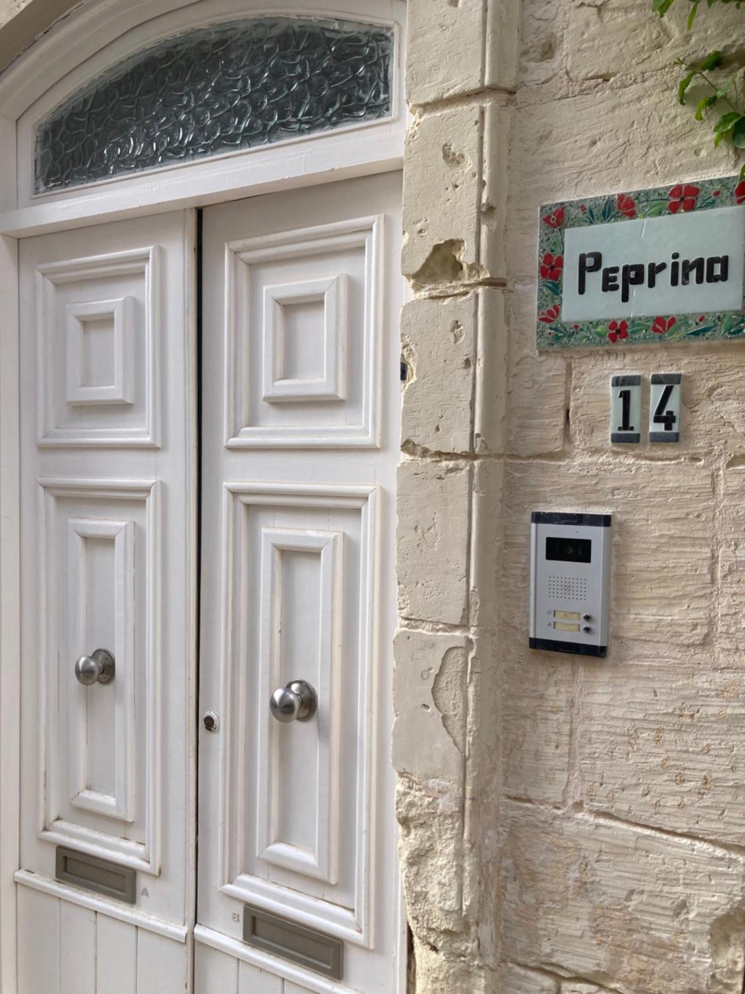 Charming Central Townhouse In Sliema By Assetflow Pro Apartment Bagian luar foto